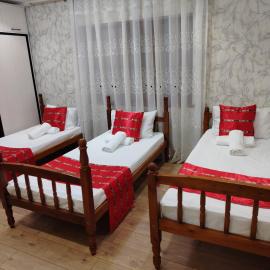 Sayora Guest House, Hotel in Khorugh