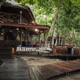 Raja Ampat Dive Resort, hotel v destinácii Tapokreng