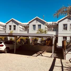 Fay's huisie & pool in lovely Riebeek-Kasteel