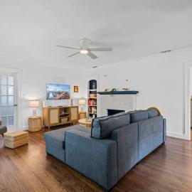 Belote Place Bungalow, hotel in Jacksonville