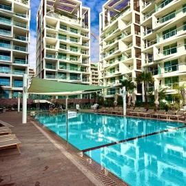 Redsearent front Pool and mountain View