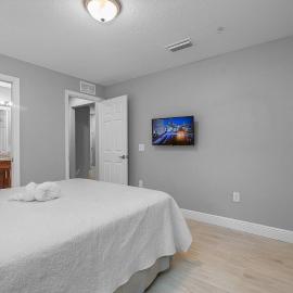 Newly Built Condo: 2BD/2BA Centrally located | TPA