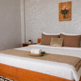 Cozy Guesthouse in Aourir near Tamraght, hotel in Aourir