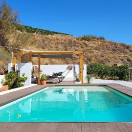 Casa Gaïa, Holiday Home with Private Pool & Sea Views in Almáchar