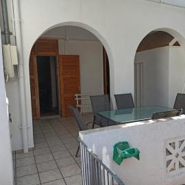 Kinion में, होटल Kamares Home - 50m from Sea