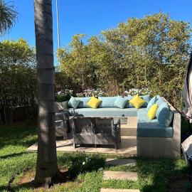 Villa en bord de mer avec jardins, piscines et résidence sécurisée, hotel in Skhirat
