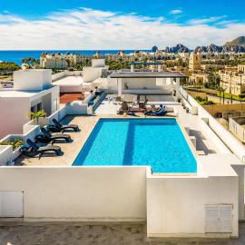 Bahia del tezal 202b: 2BR/2BT Condo, Big pool, 5 minutes walk to Beach!, hotel a Cabo San Lucas