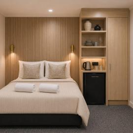 Tauranga Backpackers - Private Guest Rooms by the Water!, hotel a Tauranga