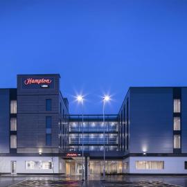 Hampton By Hilton Bristol Airport, hotel v destinácii Redhill