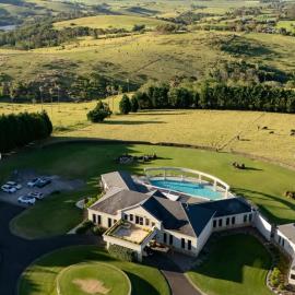 Cedar Springs Kiama - Luxury Coastal Farm Stay