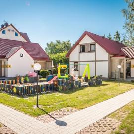 Two-story holiday home for 5 people, summer pool
