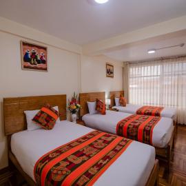 Quechua Hostal Recoleta, хотел в Куско