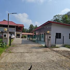 Forest Way Home Sepilok Sandakan, hotel a Sandakan