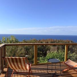 Bungalow vue mer panoramique terrasse, hotel in Saint-Raphaël