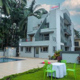 Encasa Resort, hotel sa Nagaon