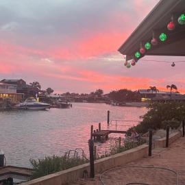 Waterside Hideaway