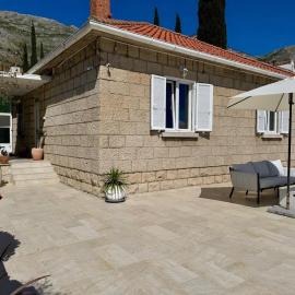 Holiday Home Lungo Mare, hotel u gradu Mlini