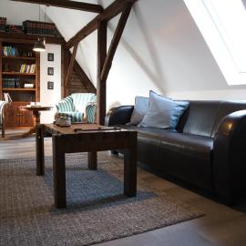 Ferienwohnung 1 nur 1km bis Badestrand Stöbnitz, hotel a Mücheln