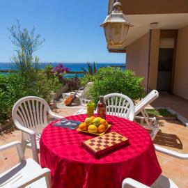 95C - 2P terrasse vue mer et parking
