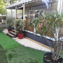 Mobil-home climatisé, Piscines