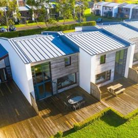 Luxury 2 Bed Lodge beside Castlemartyr Resort, hotel in Castlemartyr