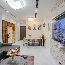 Shi House -Modern Luxury 2BR Apartment BE3 Beverly, hotel in Ấp Thạnh Lộc