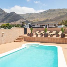Canaryislandshost I Nexo