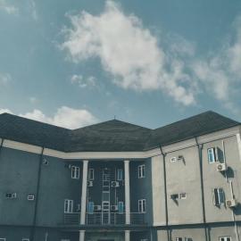 Davic-lite hotel and suites, hotel em Okitipupa