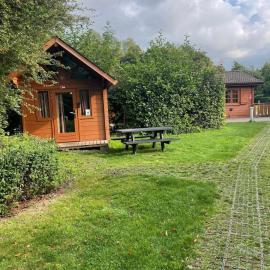 Urban gardens Ieper - Basic blokhut, khách sạn ở Ieper