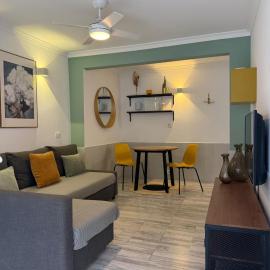 House in San Agustín with Pool By Canarias prime homes, hôtel à San Bartolomé