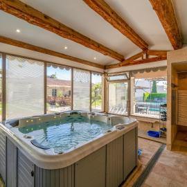 Gîte Garrigue - Villa Cassandra, hotelli kohteessa 