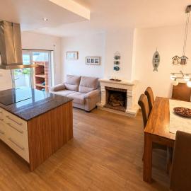 Baleal Breeze Apartment, hotel em Ferrel