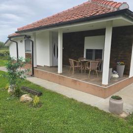 Kuca za odmor Borko Loznica, hotel in Loznica