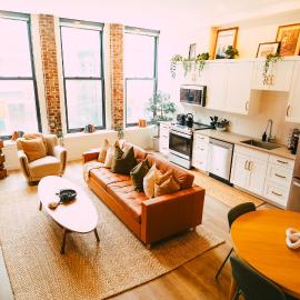 Cozy 19th Century 2BR w High Ceilings in Halifax