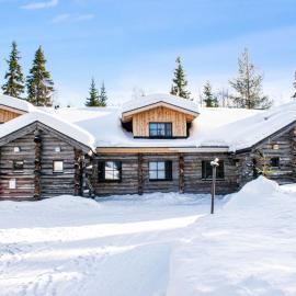 Holiday Home Kantapää d2 by Interhome, hotel a Luosto