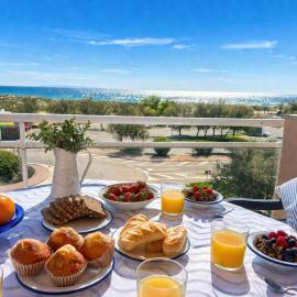 Apartment Port Pals Summer Vibes by Interhome