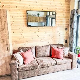 Holiday Home Tiny House Glockenalm-Chalet Jasmin by Interhome, hotel em Aurach