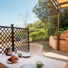 APPARTAMENTO -B- VISTA MARE con 2 camere da letto-Residence Azzurro, hótel í Gabicce Mare
