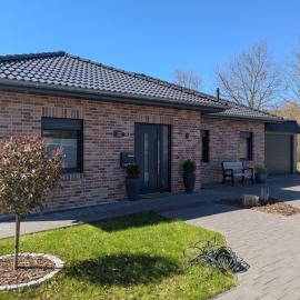Bungalow HWW am Feldrand Ideal für Feriengäste und Handwerker, hotel in Wentorf