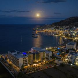 Alimounda Mare Hotel, hôtel à Karpathos