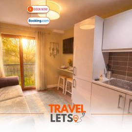 Viesnīca 1 Bedroom Apartment By Travel Lets Self Catering Accommodation Strabane With River View & Free Parking pilsētā Strebana