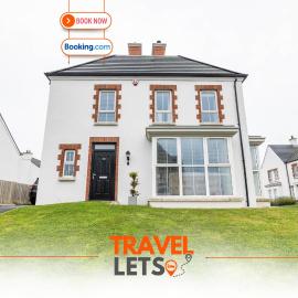 Four Bedroom By Travel Lets Holiday Homes Downpatrick With Sea View, hotel in Killyleagh
