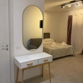 Kennedy rooms, hotel Iserniában
