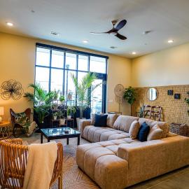 Jungle Jasper Suite - NEW Loft near Massachusetts!