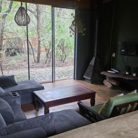 Vulture's View 4, hotel sa Hartbeespoort