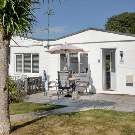 Little Greenway Holiday Bungalow