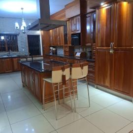 The Address Luxurious, viešbutis mieste Midrandas