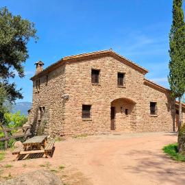 Mas Morrenyà - Casa rural, hotel in Sant Jaume de Llierca