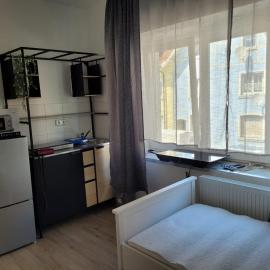 Helle 1-Zimmer-Apartment, in der Nähe von Bahnhof