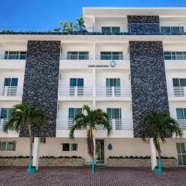 PUNTA ESMERALDA Hotel Boutique, хотел в Плая дел Кармен